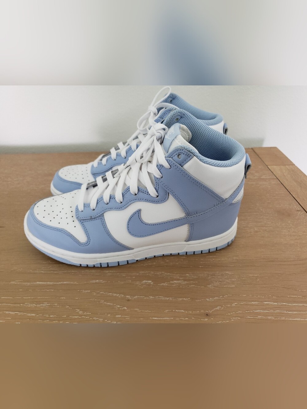 Nike Women's Dunk High 'Aluminum - Picture 5 of 8